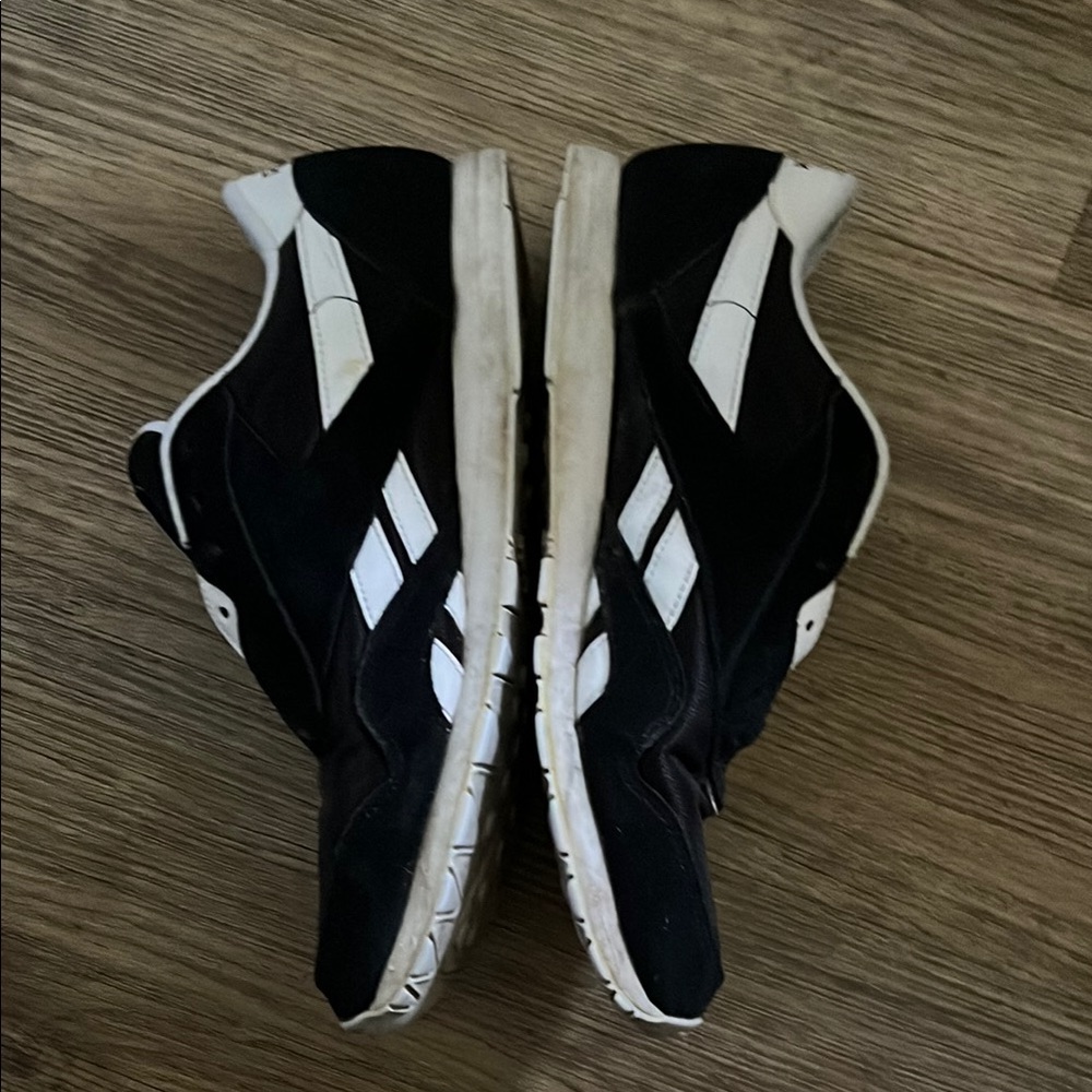 Reebok Men's Black Sneakers - Picture 2 of 5